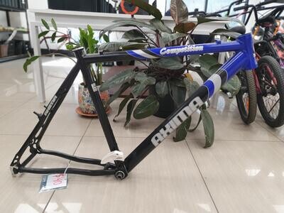 M - Axima - Alloy Frame - SOLD AS IS