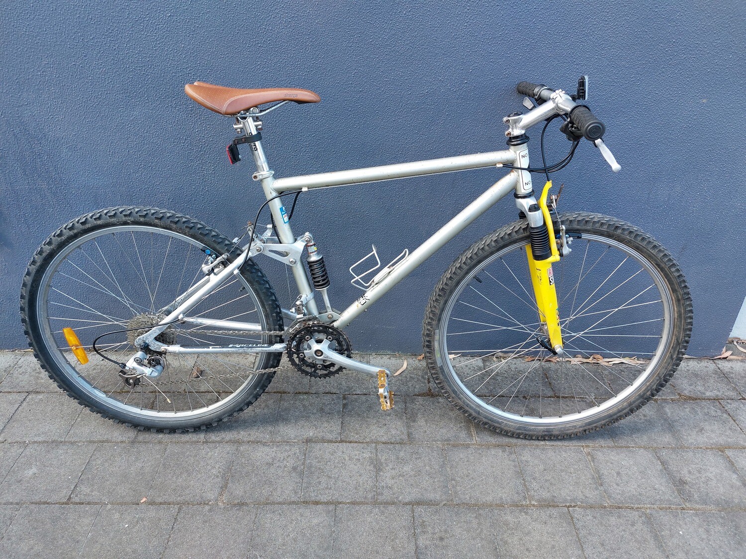S - Classic Mountain Bike with a beautiful but slightly rusted chromoly frame