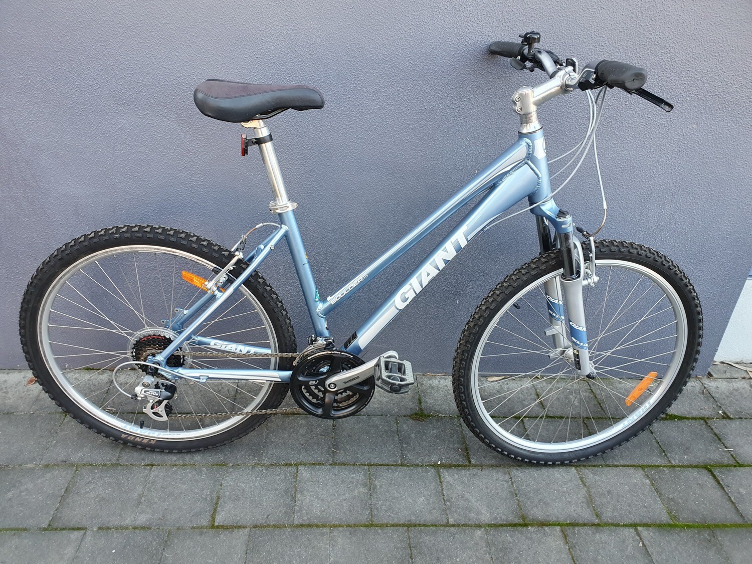 M Mountain Bike Stepthrough Giant/Boulder