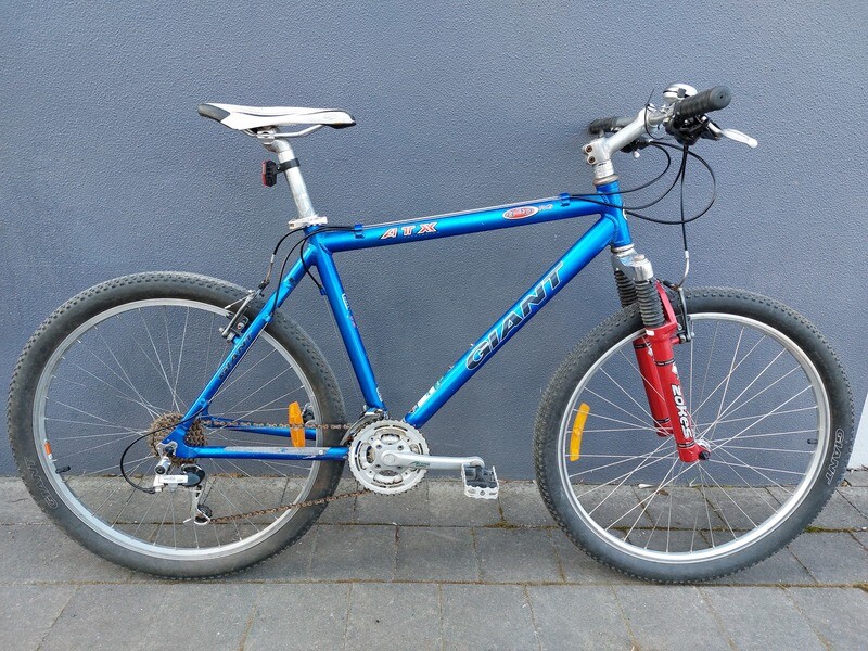 giant atx 777 mountain bike