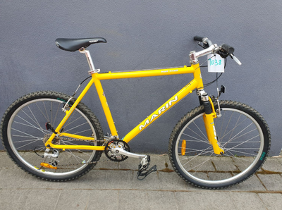 M/L Mountain Bikes