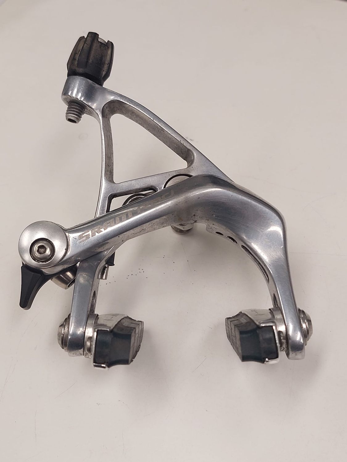 SRAM RED   rim brakes