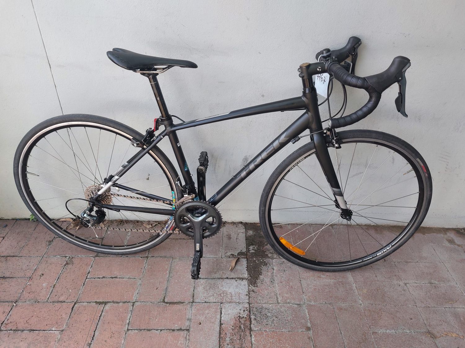 Nimble &amp; Neat - Hybrid Bike Small - Trek Lexa