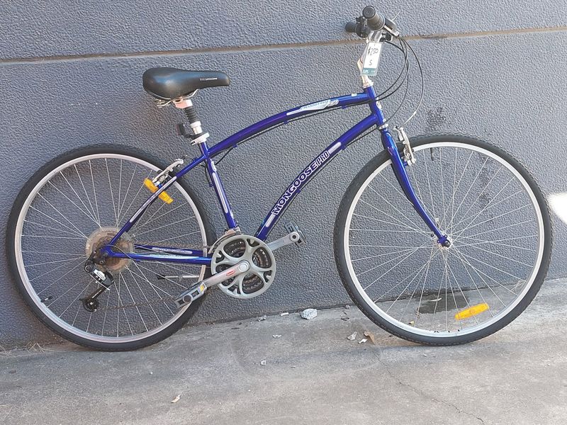 Hybrid - Mongoose Crossway 250