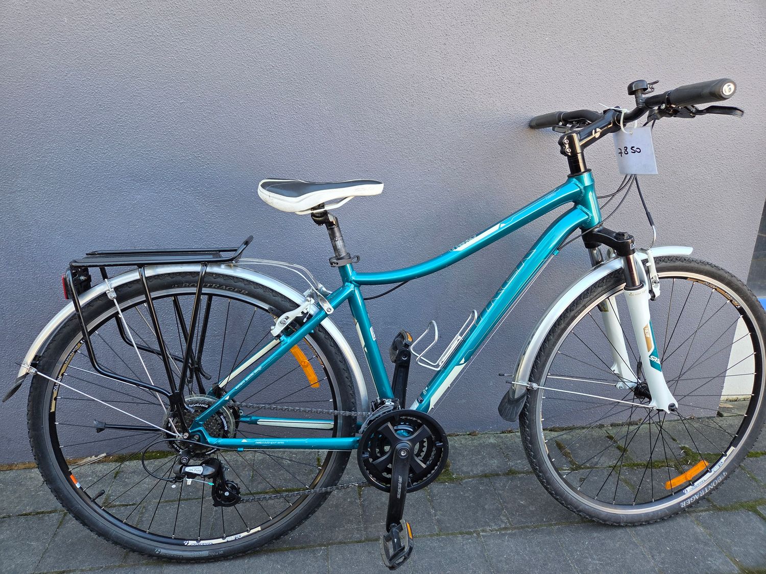 M - Hybrid - Trek neko