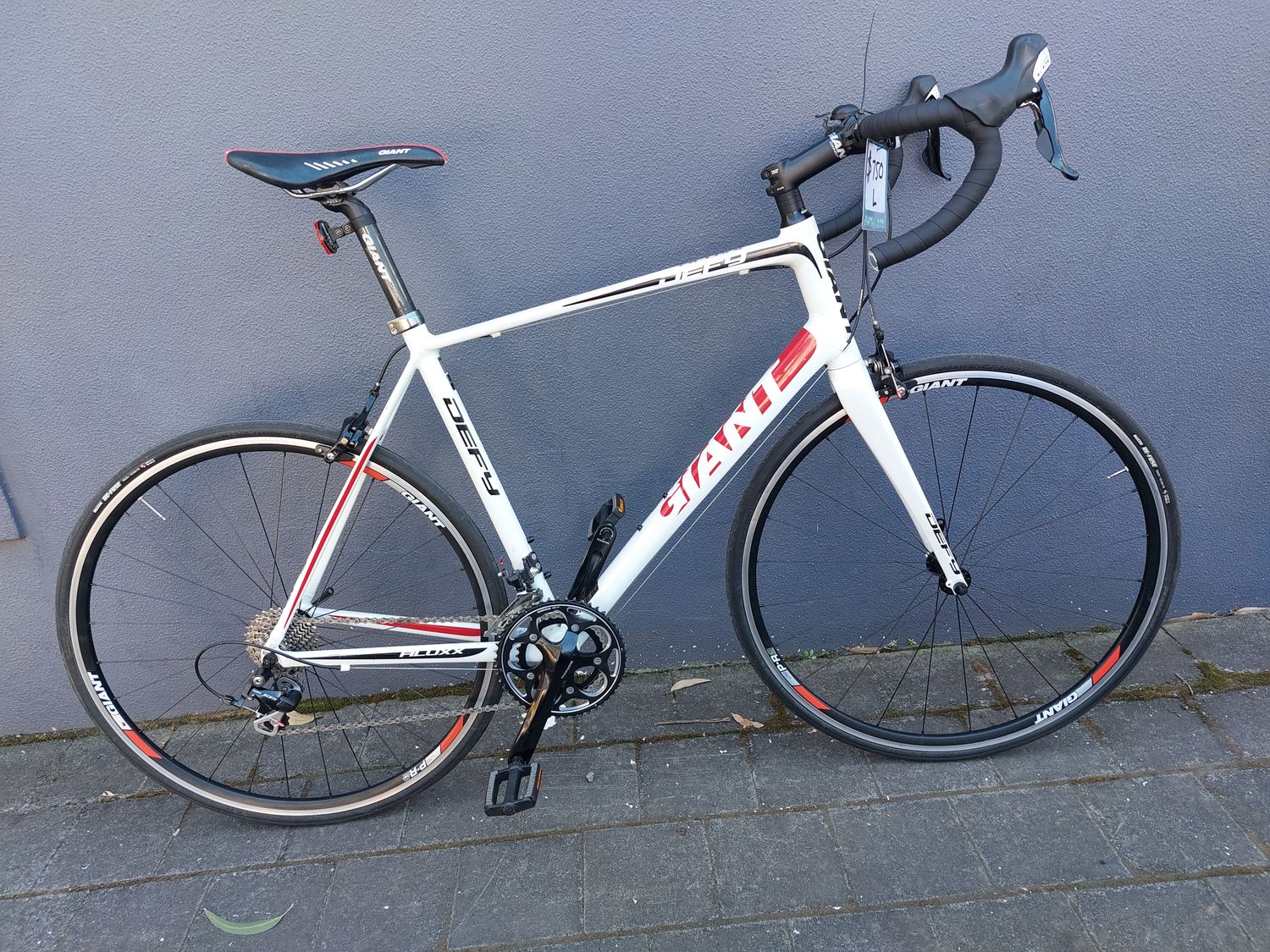 L - Road - Giant Defy 1
