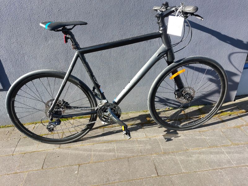 XL - Hybrid - Cannondale Bad Boy