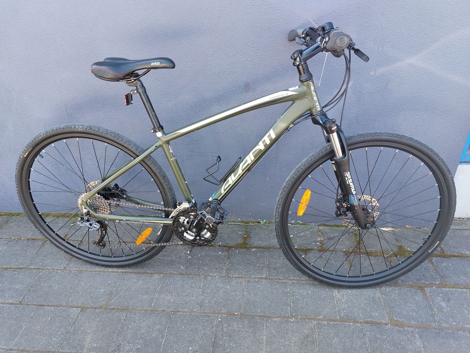 M - Hybrid - Avanti explorer 3