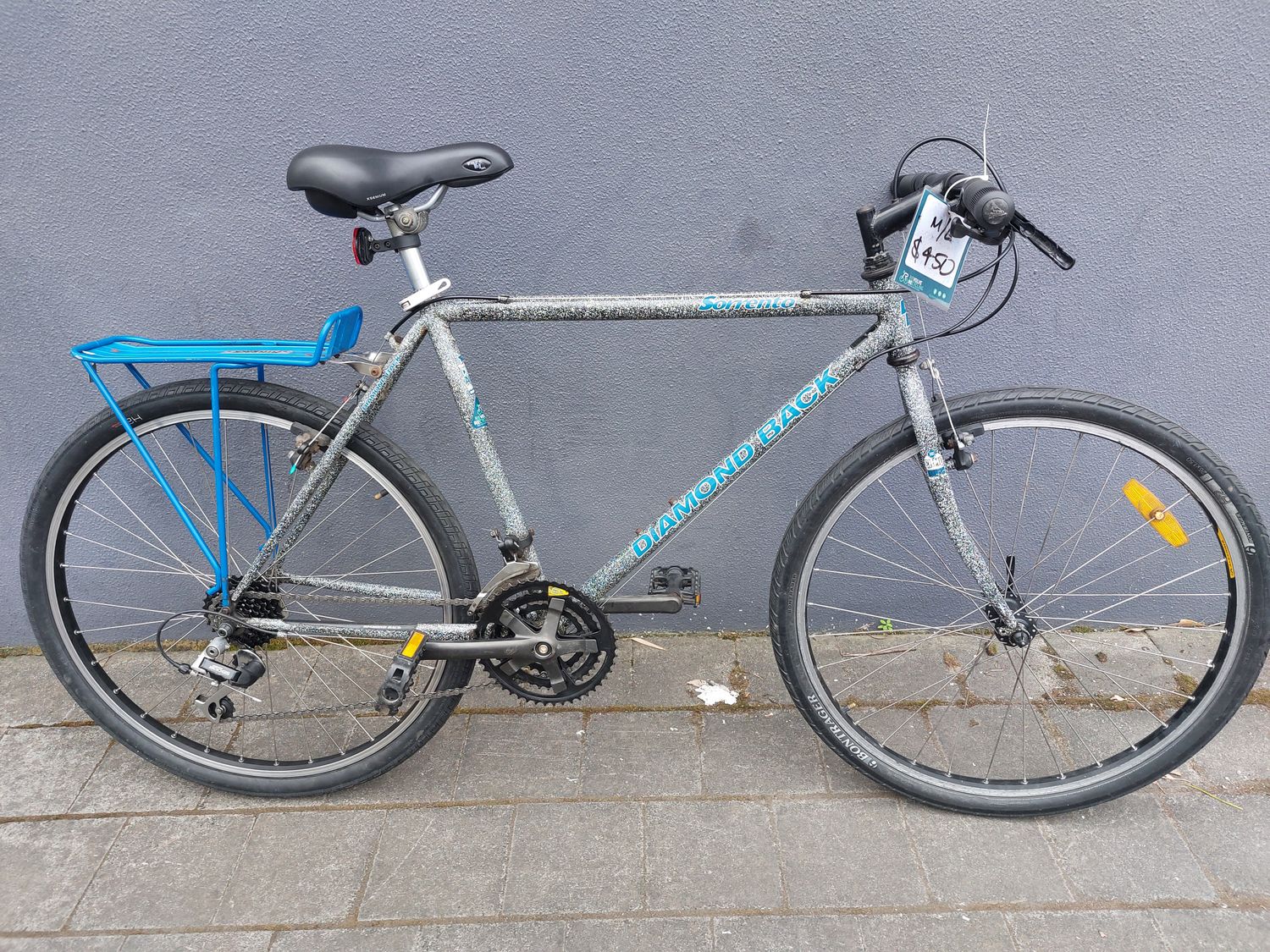 M/L - Mountain Bike - Diamondback Sorrento