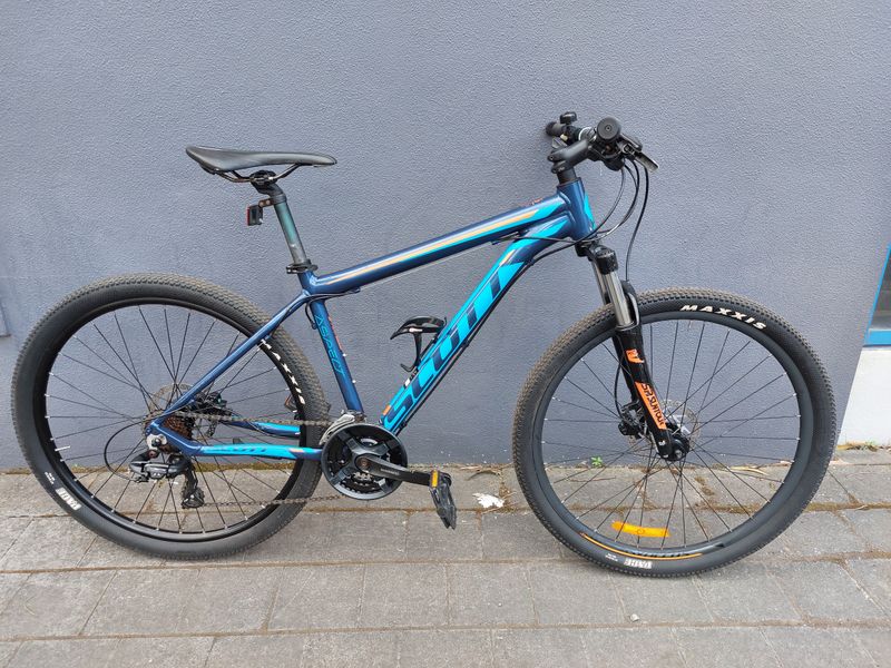 M/L - Mountain Bike - Scott Aspect 760