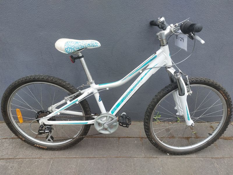 24 Inch - Kids - Giant  Areva