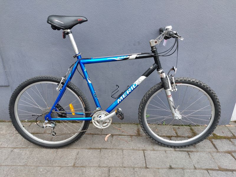 M/L - Mountain Bike - Merida  Dakar 670