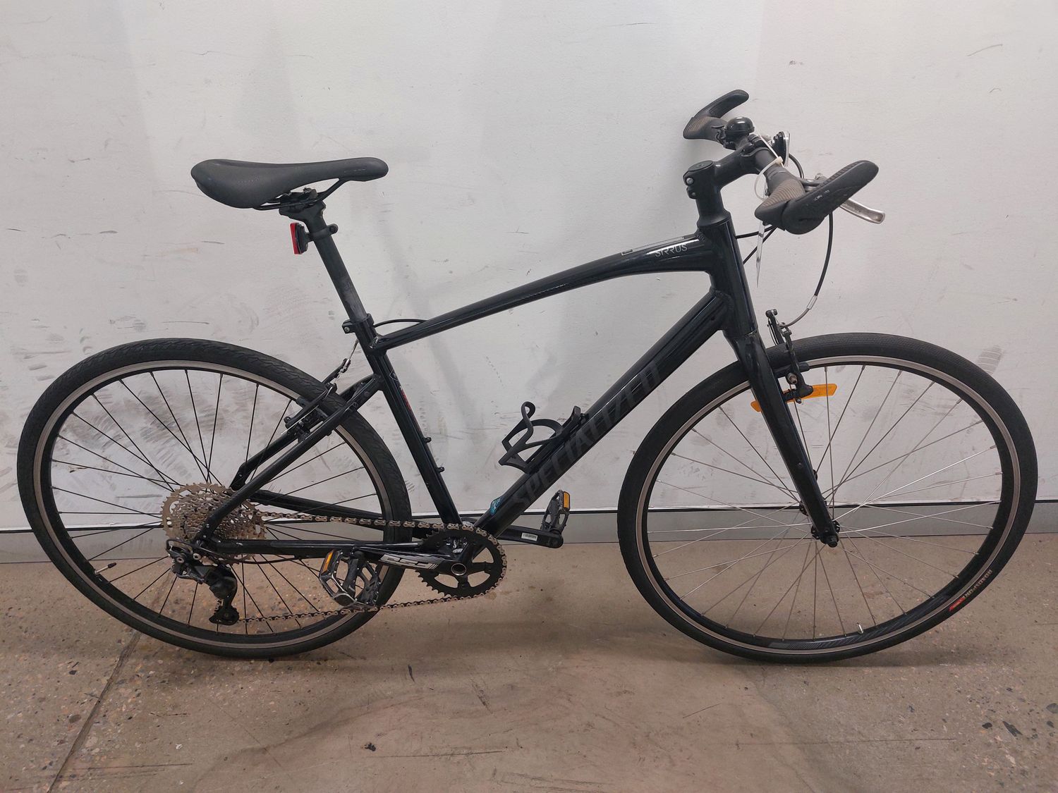 Specialized  Sirrus - Hybrid - M