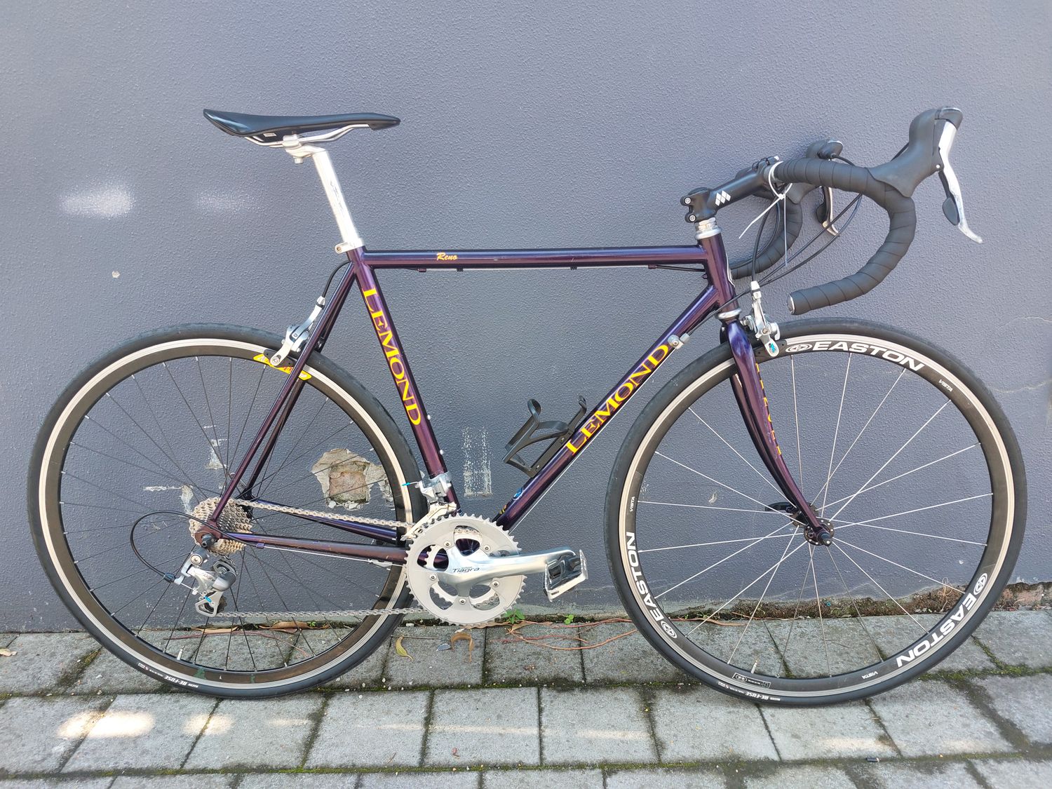 Lemond  Reno - Road - M
