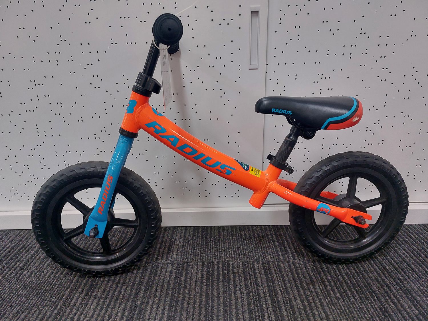 Radius  Balance Bike - Kids - 12 Inch