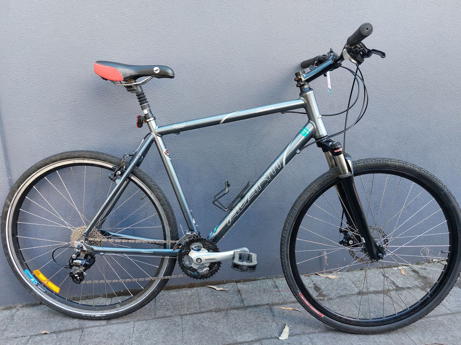 Avanti   Pioneer - Hybrid - L