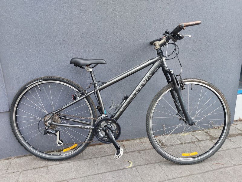 Trek  7300 - Hybrid - S