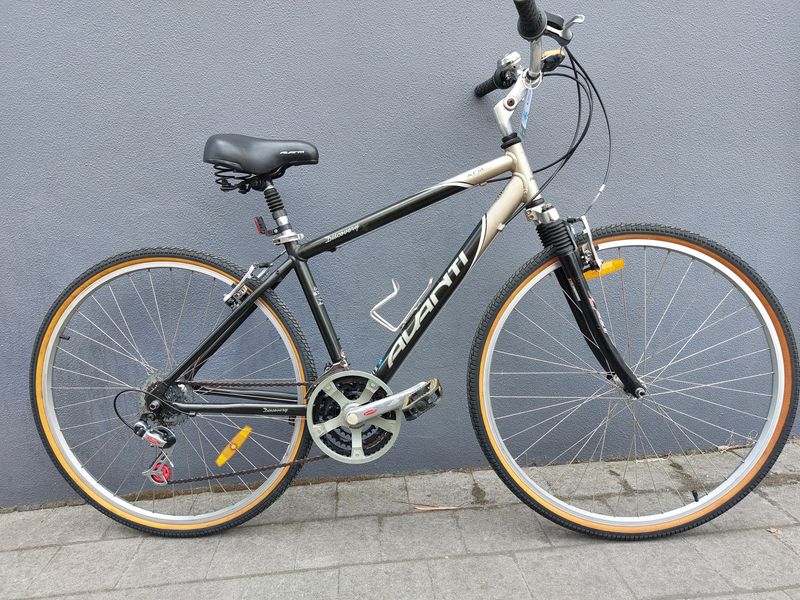 Avanti   Discovery - Hybrid - M