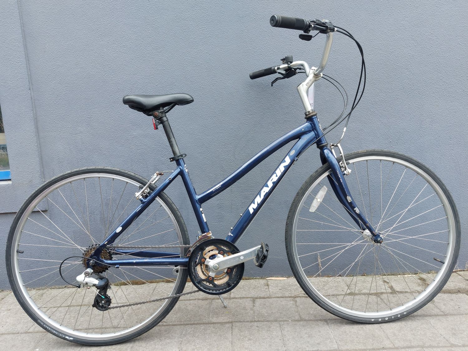 Marin  Kentfield - Hybrid - M