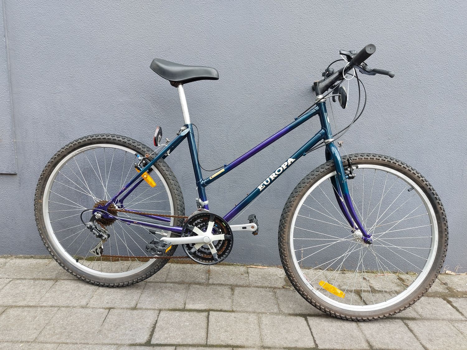 Europa   - Hybrid - S