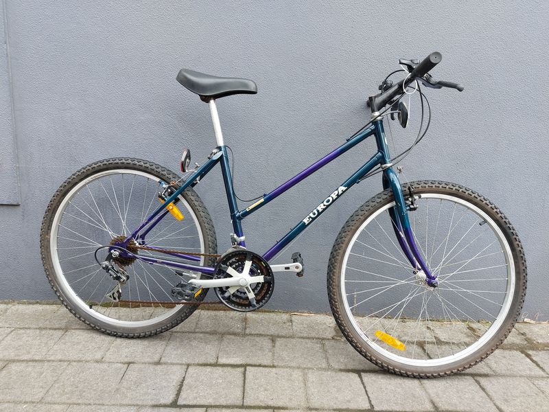 Europa   - Hybrid - S