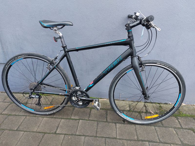 Trek  FX 7.4 - Hybrid - L