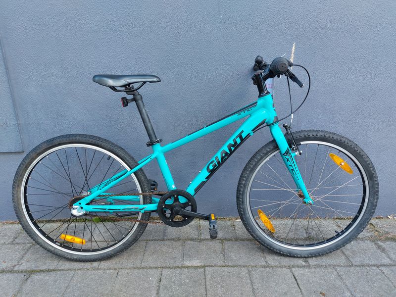 Giant  XTC Jr - Kids - 24 Inch