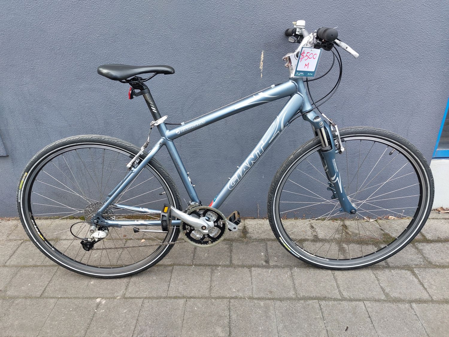 Giant   Farrago - Hybrid - M