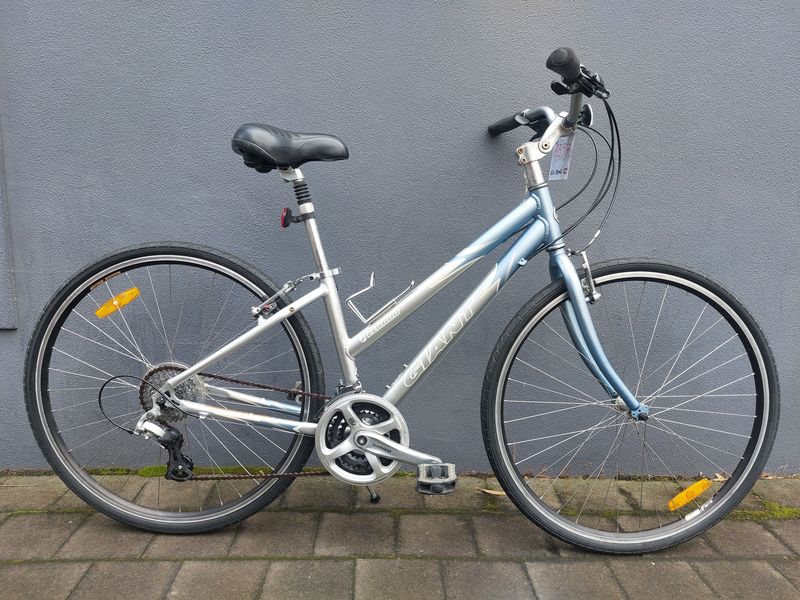 Giant  Elwood - Hybrid - S