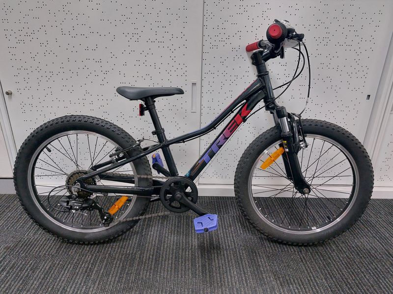 Trek  Pre-Caliber - Kids - 20 Inch