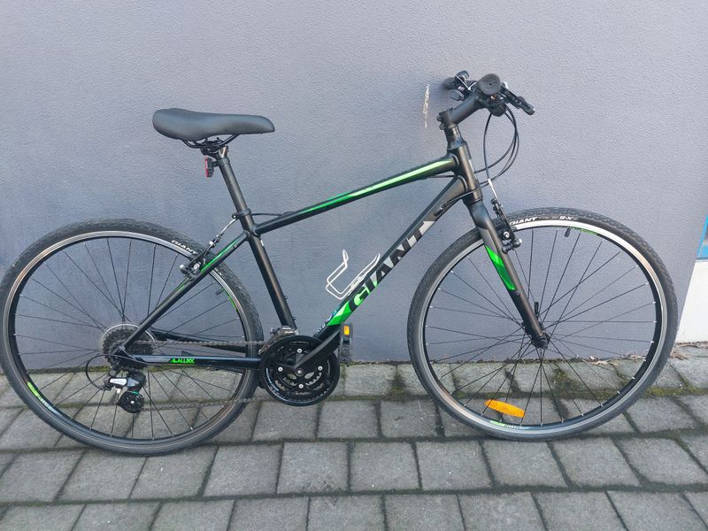 Giant   Cross City - Hybrid - S/M