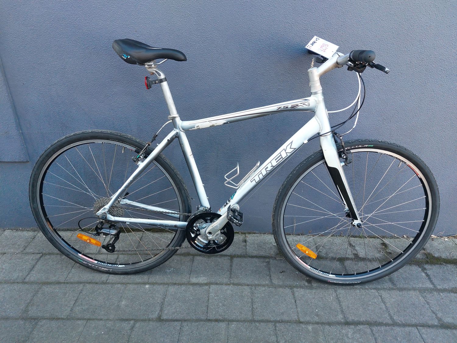 Trek  7.5FX - Hybrid - M/L