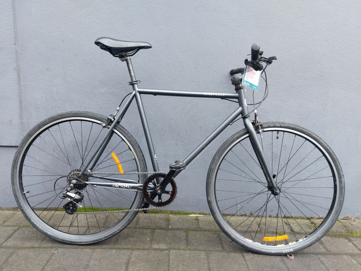 Nixey  Factory 7 - Hybrid - M