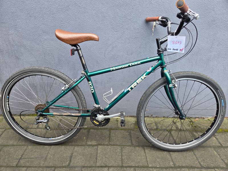 Trek  Mountain Track 820 - Hybrid - XS