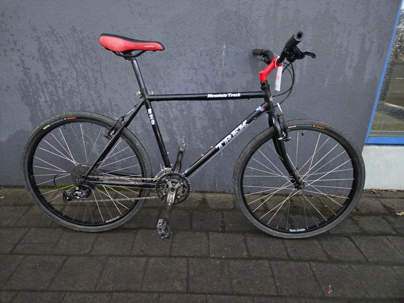 Trek  Mountain Track 820 - Mountain Bike - M/L