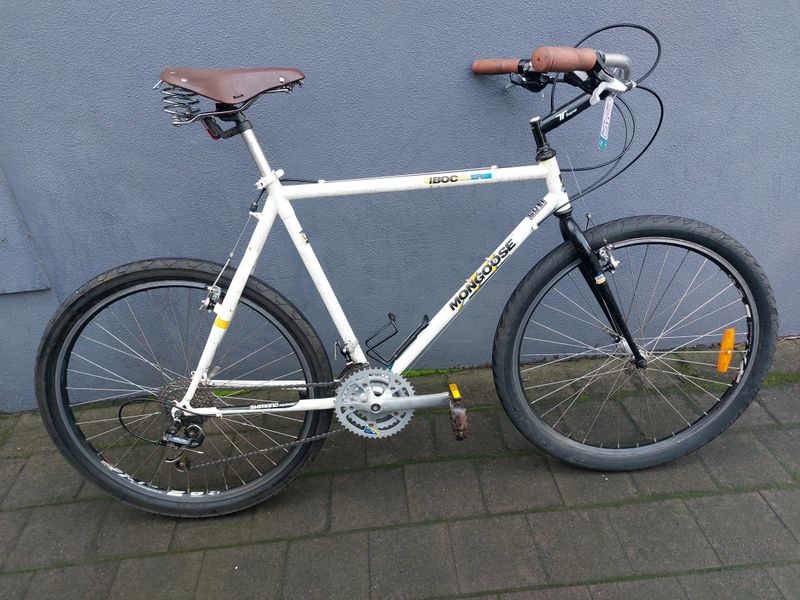 Mongoose  IBOC Comp Series - Commuter - M/L