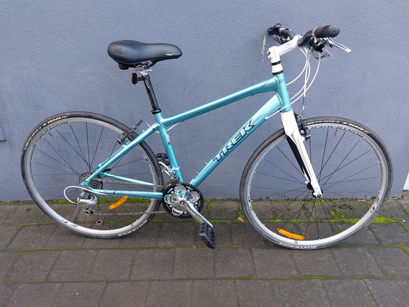 Trek  7.3 FX - Hybrid - S