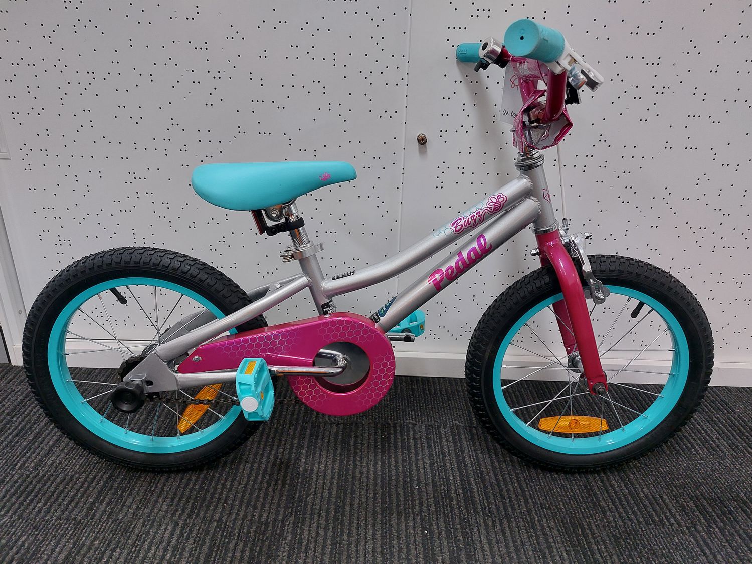 Pedal Buzz - Kids - 16 Inch Pedal Buzz - Kids - 16 Inch