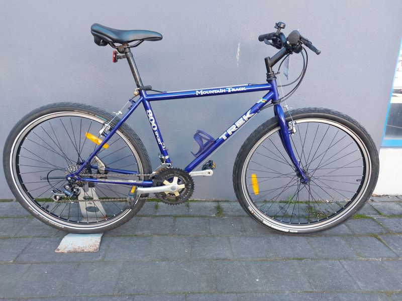 Trek Mountain Track 800 Sport - Mountain Bike - S/M Trek Mountain Track 800 Sport - Mountain Bike - S/M
