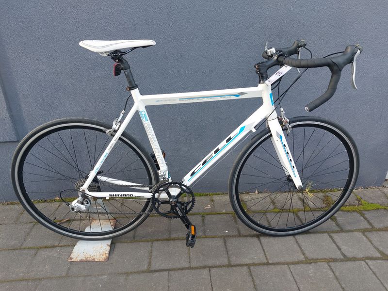 Cell  S2200 - Road - M