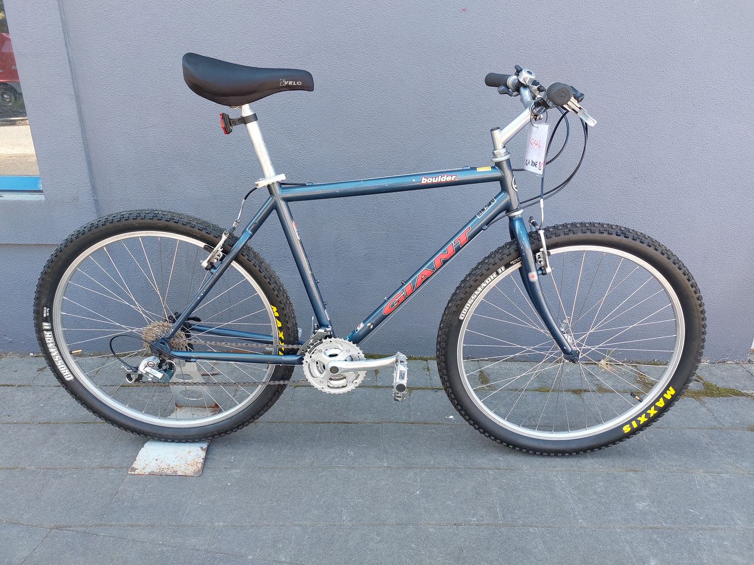 Giant  Boulder - Mountain Bike - M