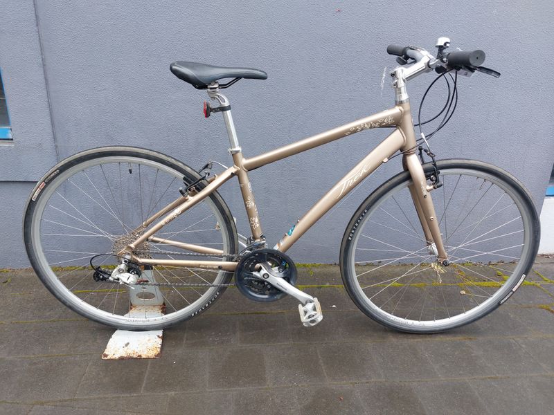 Trek  FX 7.3 - Hybrid - S