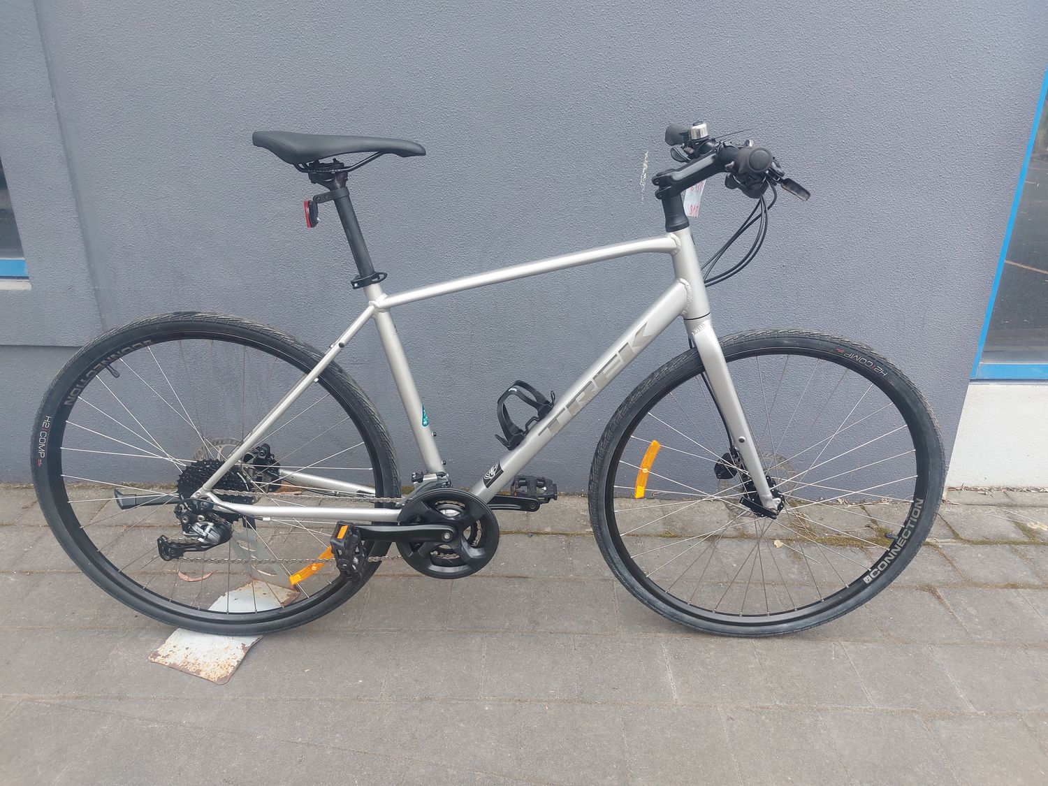 Trek  FX2 - Hybrid - L