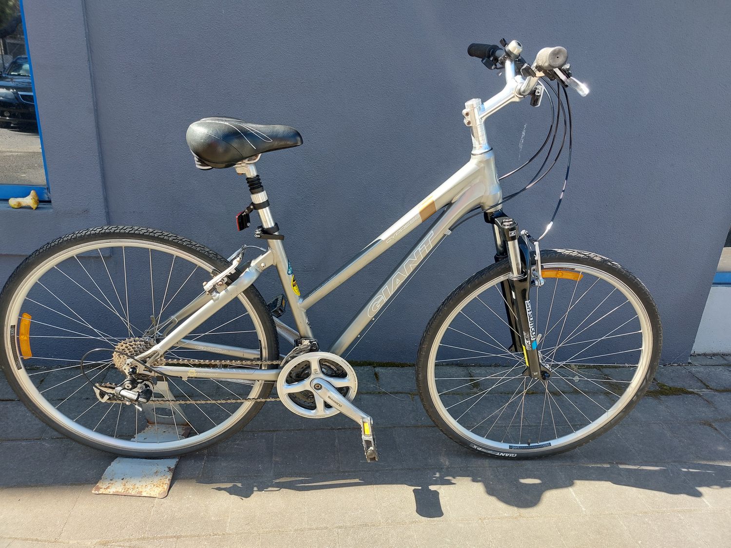 Giant   Cypress - Hybrid Bike - M