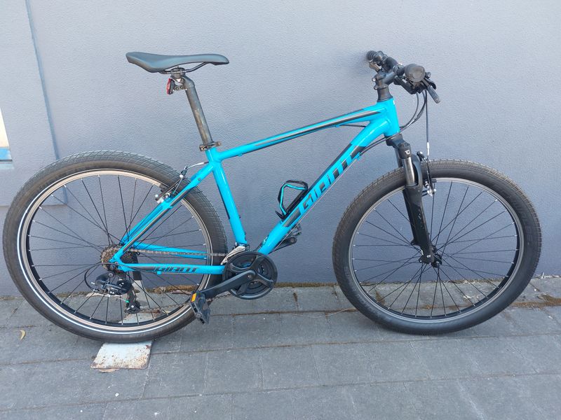 Giant  ATX - Commuter Bike - M