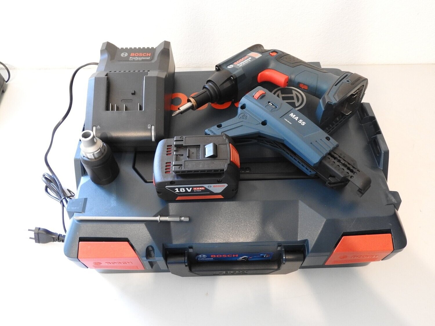 Bosch Professional Akku-Trockenbauschrauber GSR 18V-EC TE + MA55