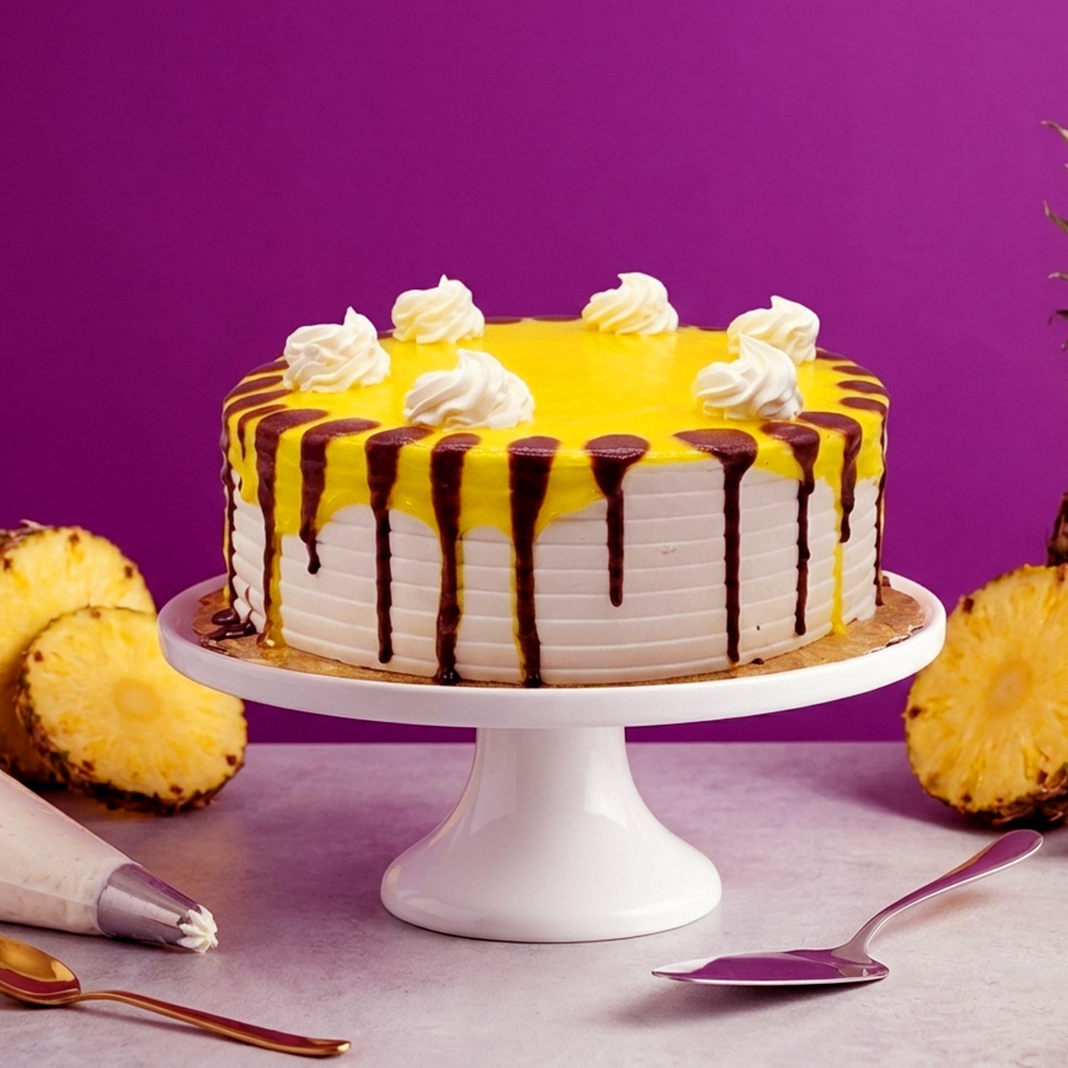 2Lb Pineapple (Eggless)