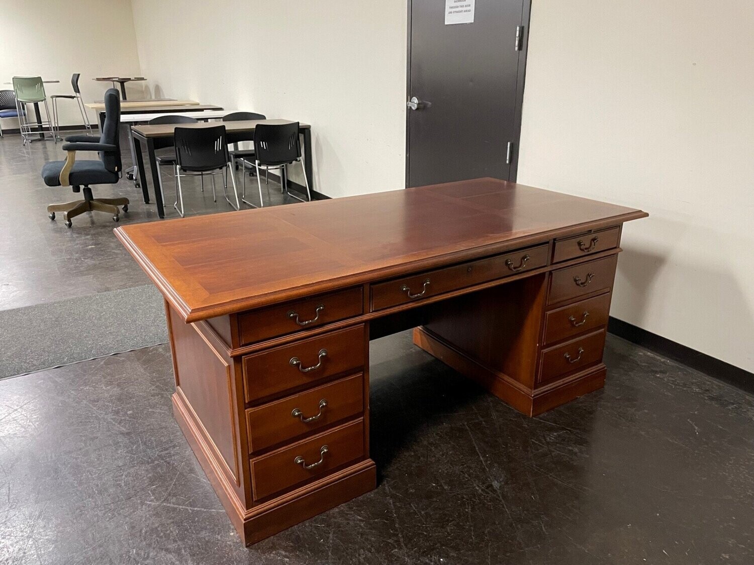 Walnut Traditional Desk