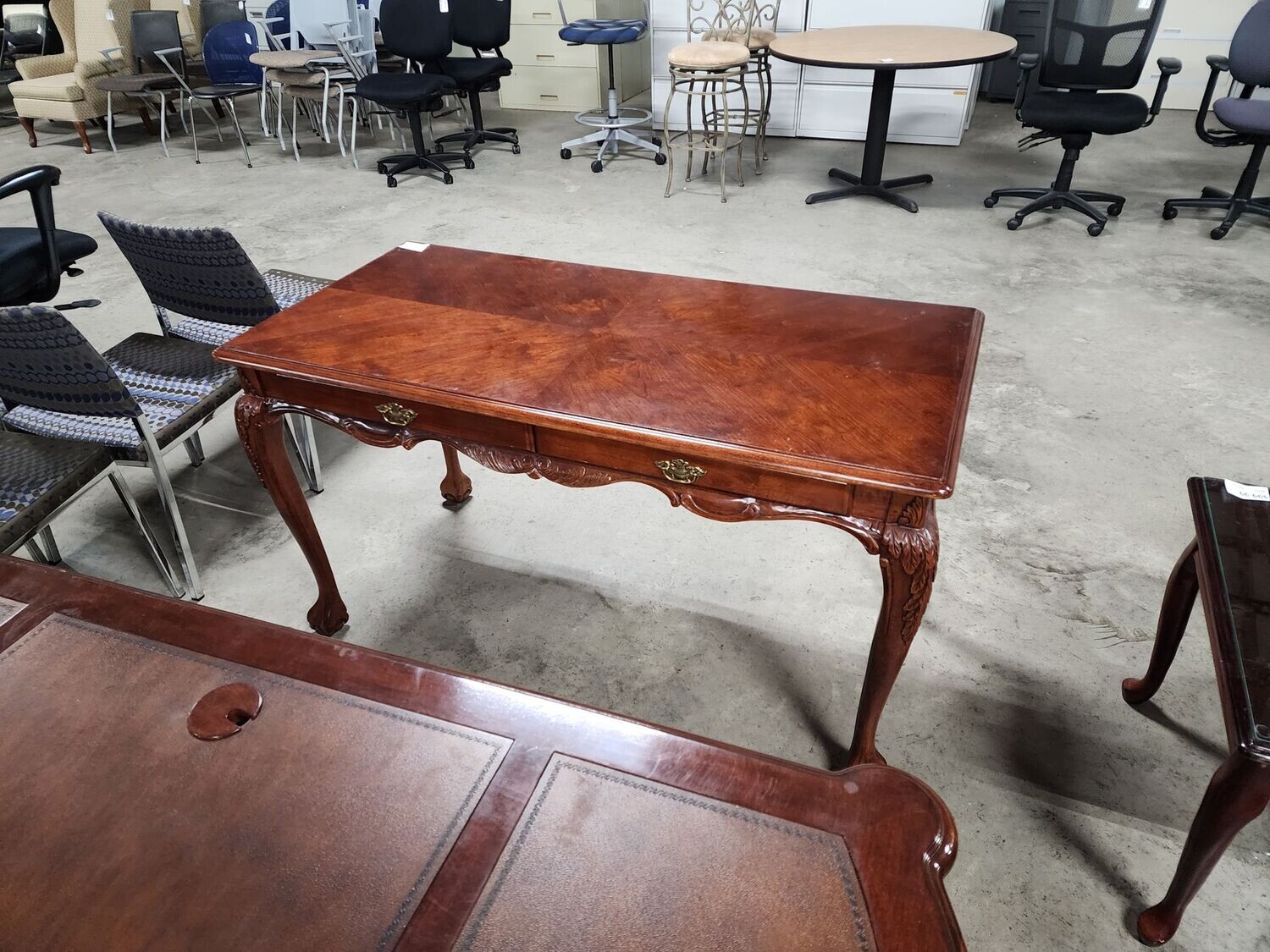 Wood Veneer Writing Table