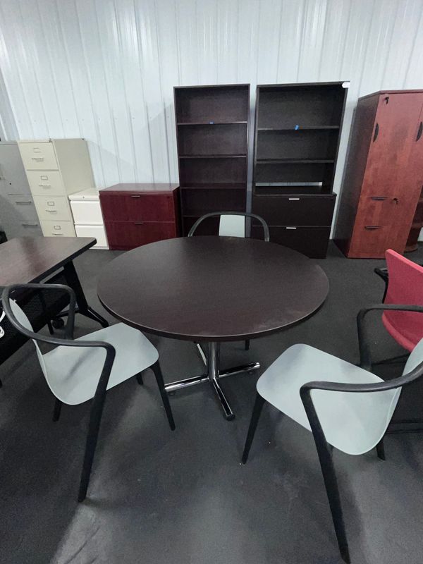 42" Round Espresso Cafe Table - New/Overstock